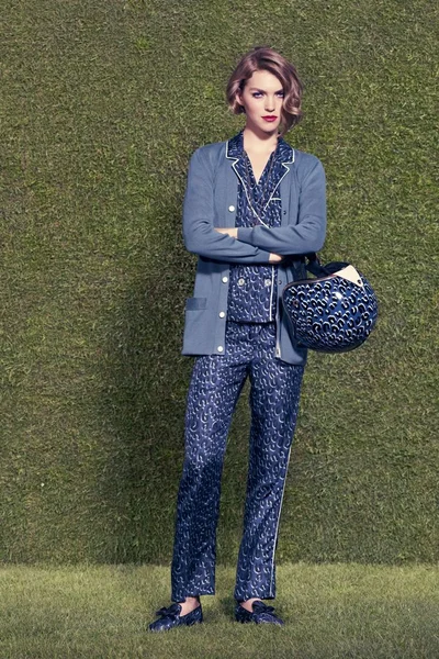 Look 32